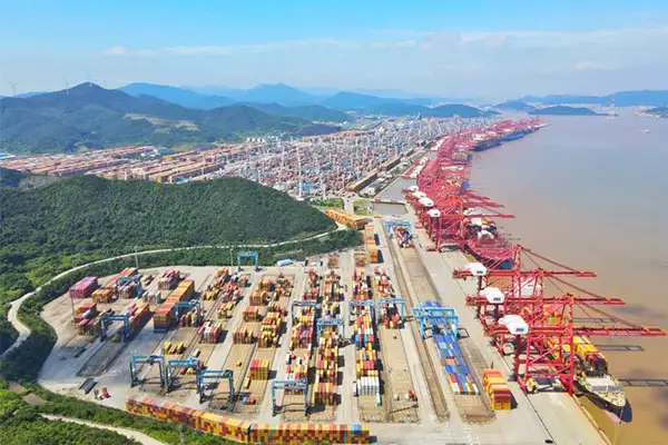 上海集装箱出口指数下跌，航运市场面临挑战