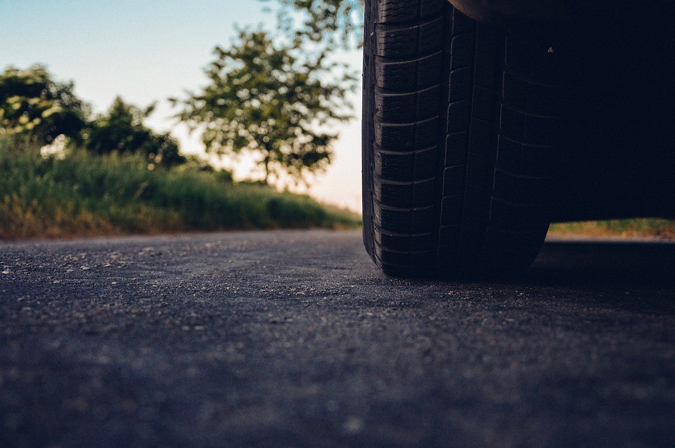The journey of Chinese rubber products to Russia: the customs clearance process revealed
